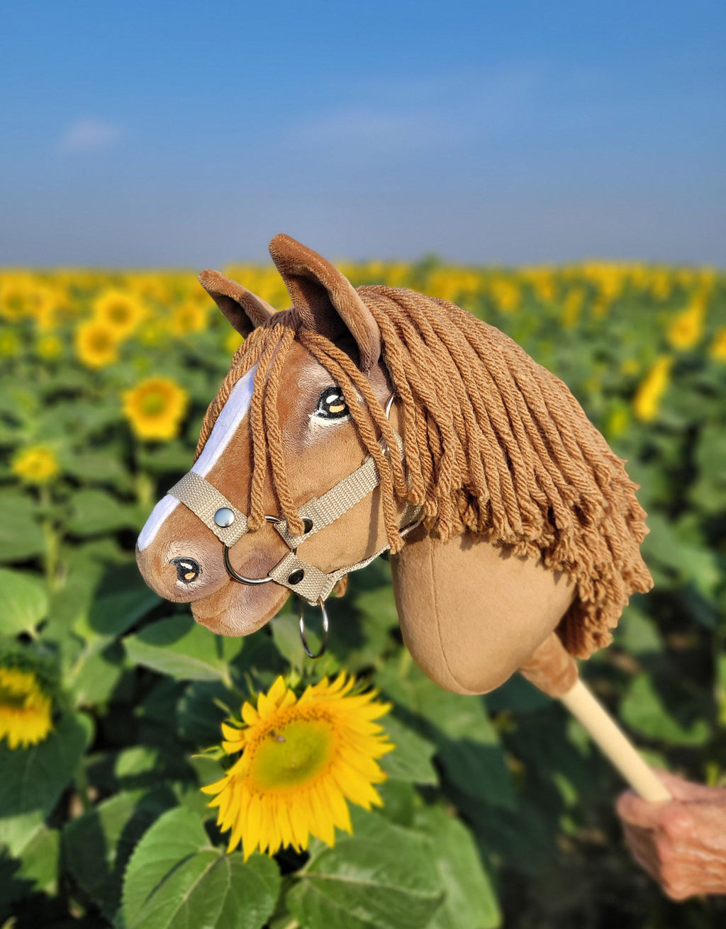 Horse on a stick Super Hobby Horse Premium - light chestnut horse A4