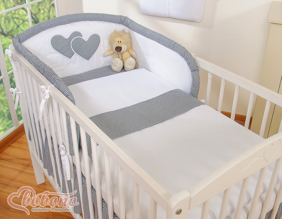 Bedding set 3-pcs 120x90 - Hanging Hearts black checkered