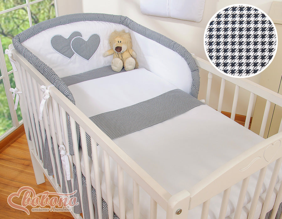 Bedding set 3-pcs 120x90 - Hanging Hearts black checkered