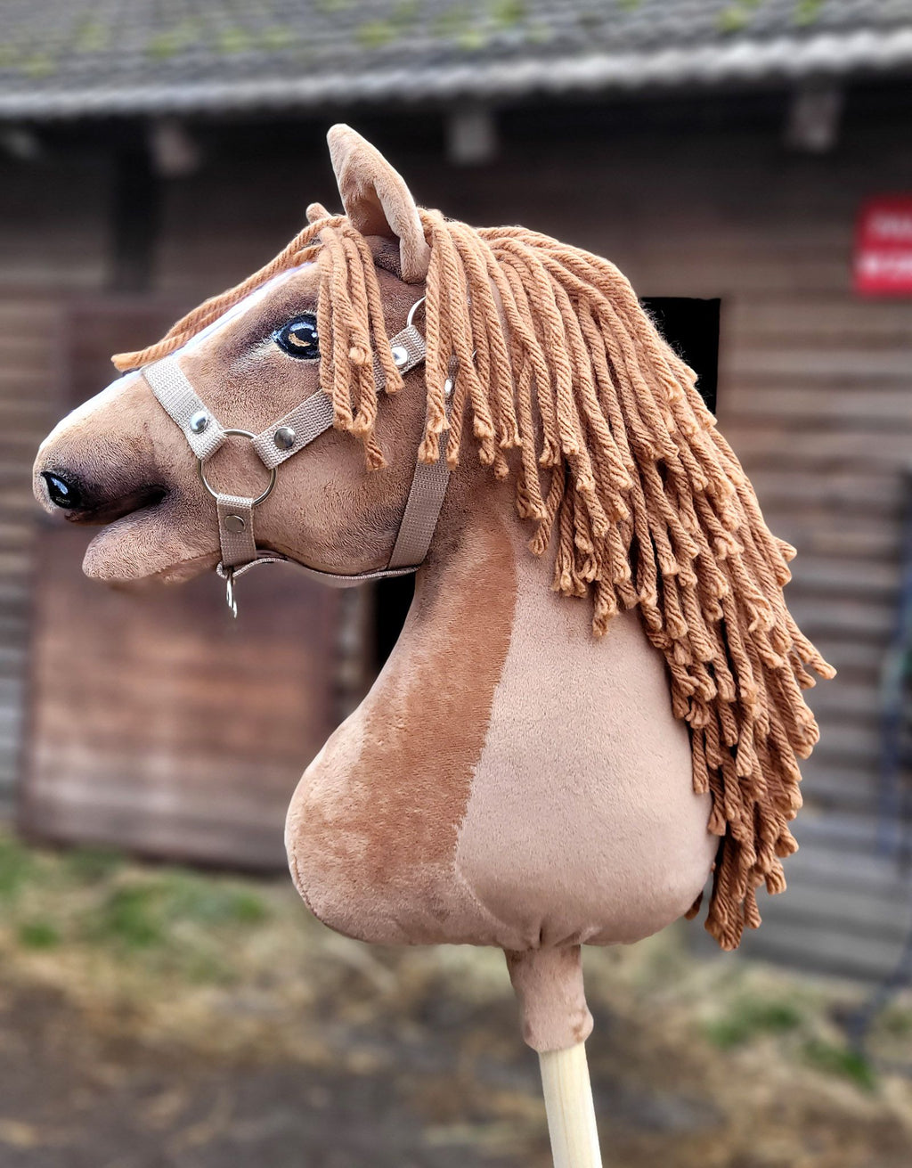 Horse on a stick Super Hobby Horse Premium - light chestnut horse A3