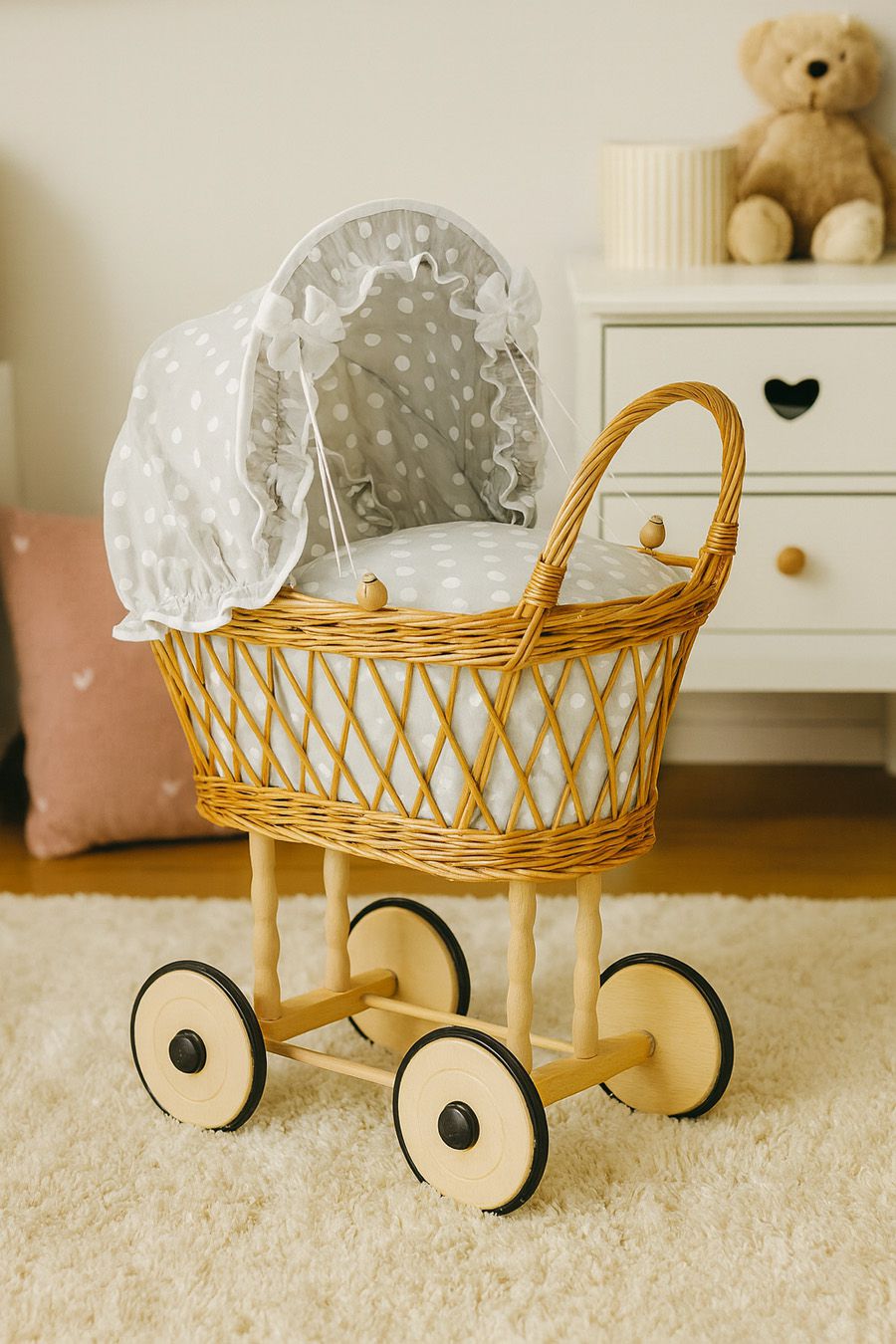 Wicker dolls' pram with grey bedding and padding VERONICA natural