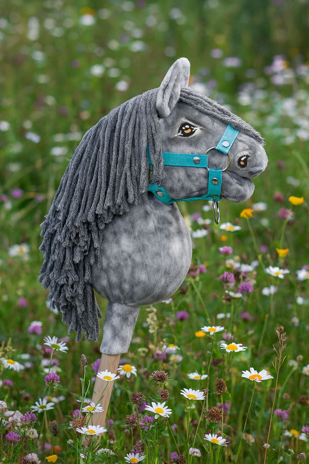 Horse on a stick Super Hobby Horse Premium  dapple grey horse with a grey mane A5