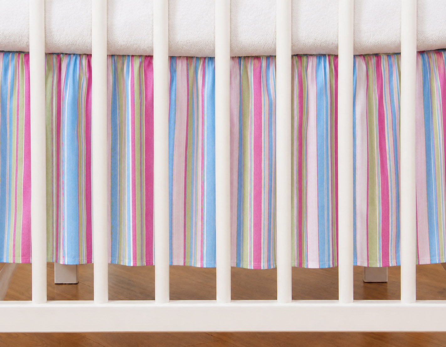 Dust Ruffle Crib - Bed Skirt - Masking flounce 120x60cm - lilac strips