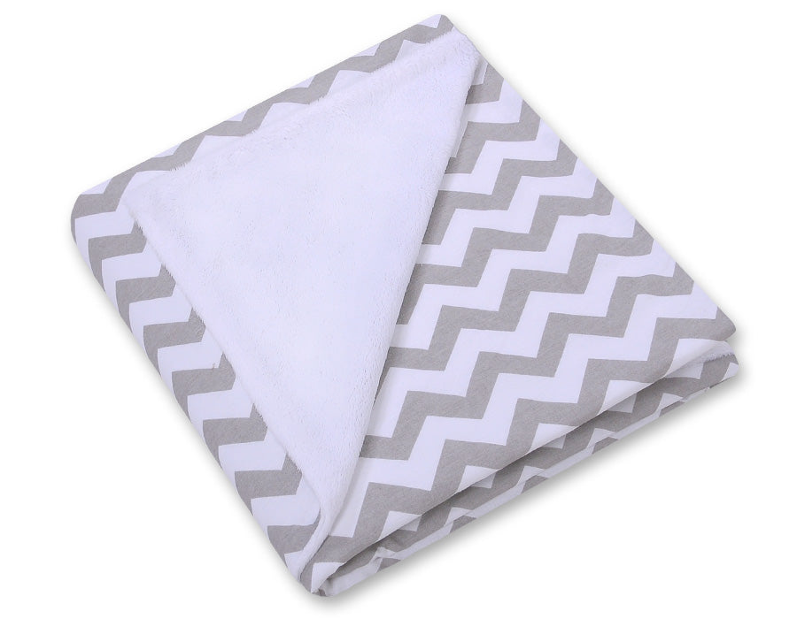 Big double-sided car seat blanket for babies - Chevron grey