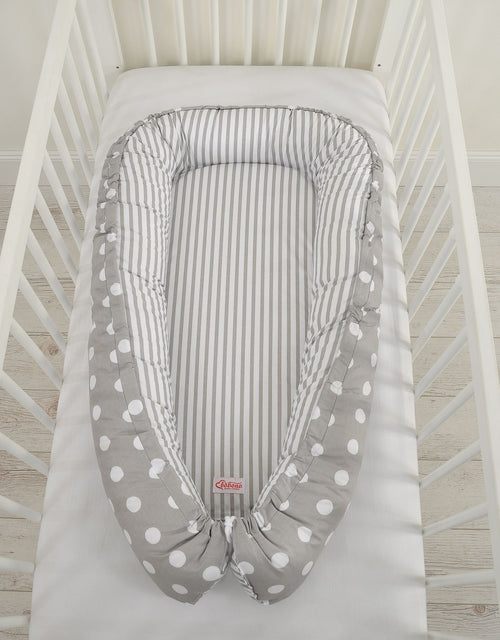 Baby nest double-sided Premium Cocoon for infants BOBONO- dots on grey/ grey strips