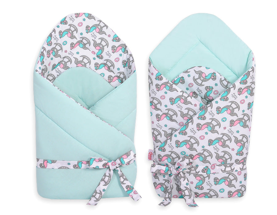 Double-sided baby nest with bow - rocking horses