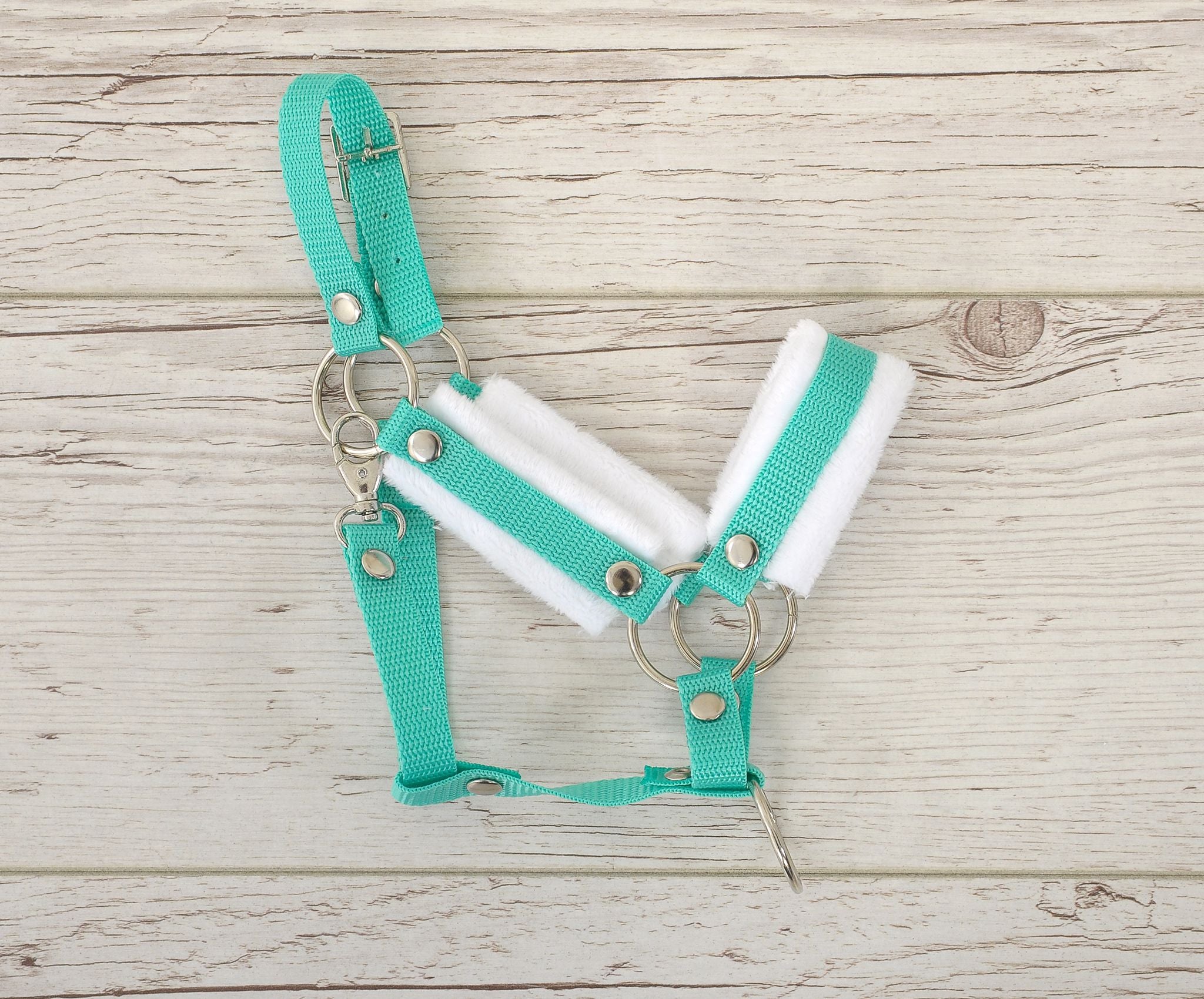 The adjustable halter for Hobby Horse A3 - mint with white furry