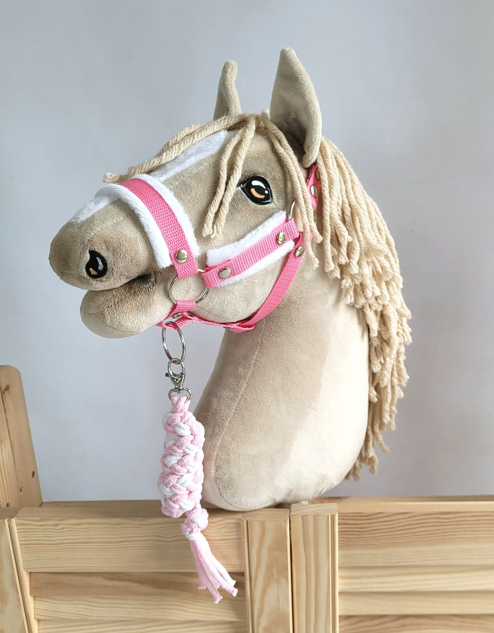 Tether for Hobby Horse made of double-twine cord - white-pink