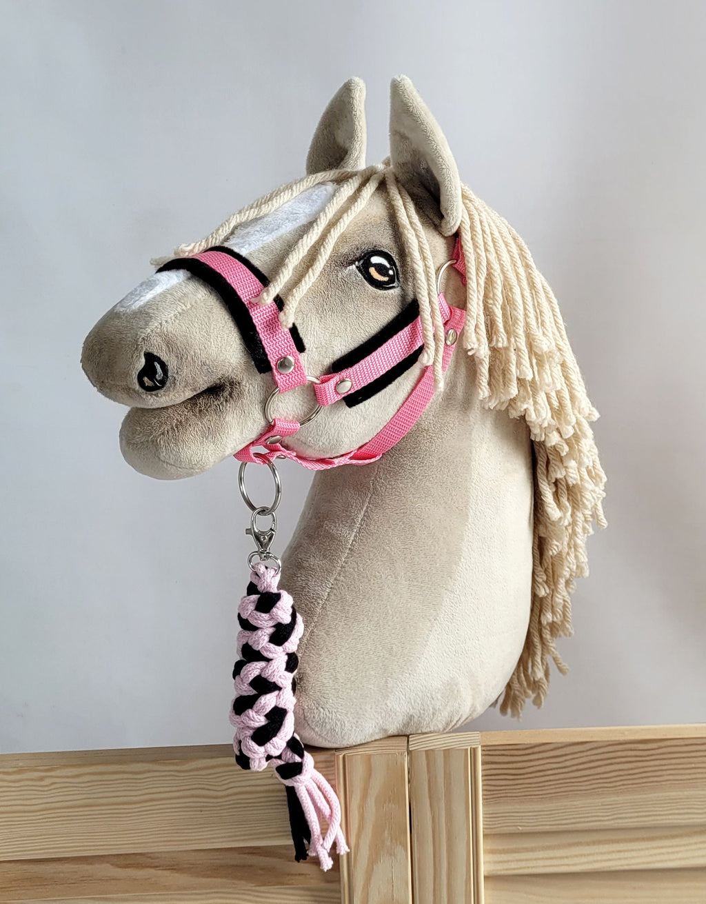 Tether for Hobby Horse made of double-twine cord - black-pink