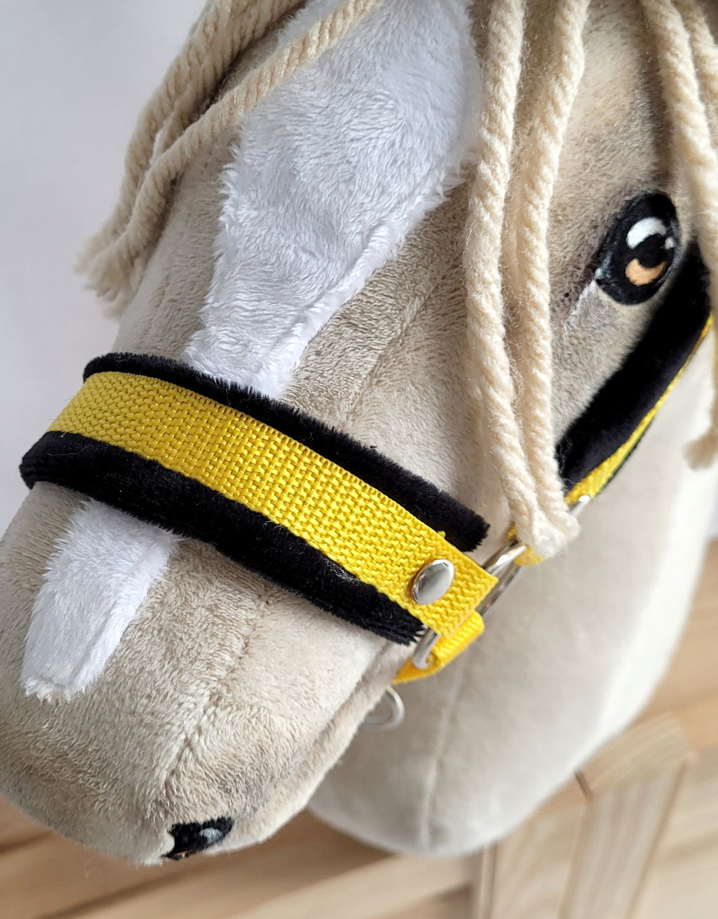 Set for Hobby Horse: the halter A3 with black furry + Tether made of cord - black-yellow