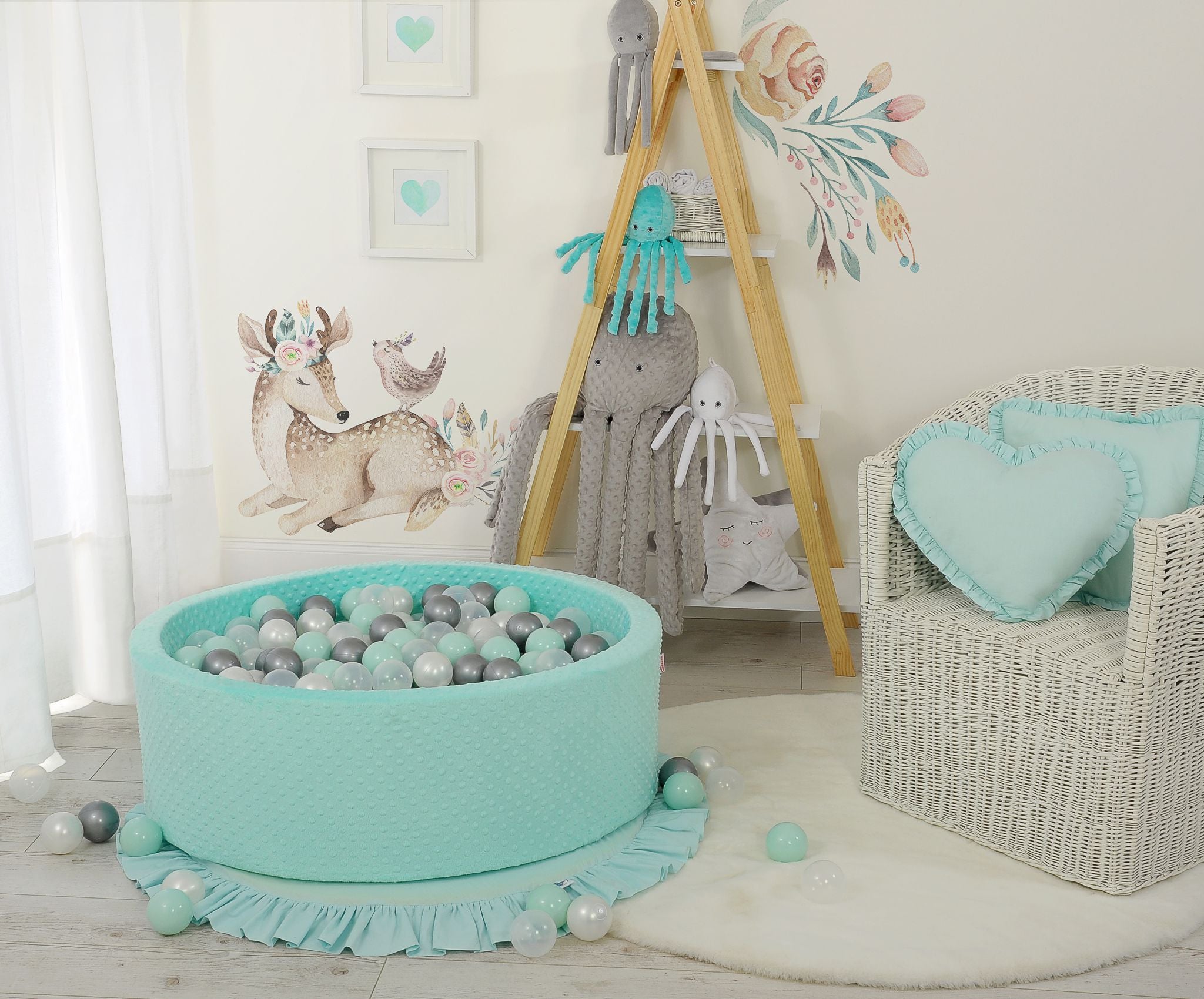 Ball-pit minky H-30 cm with balls 200pcs- mint