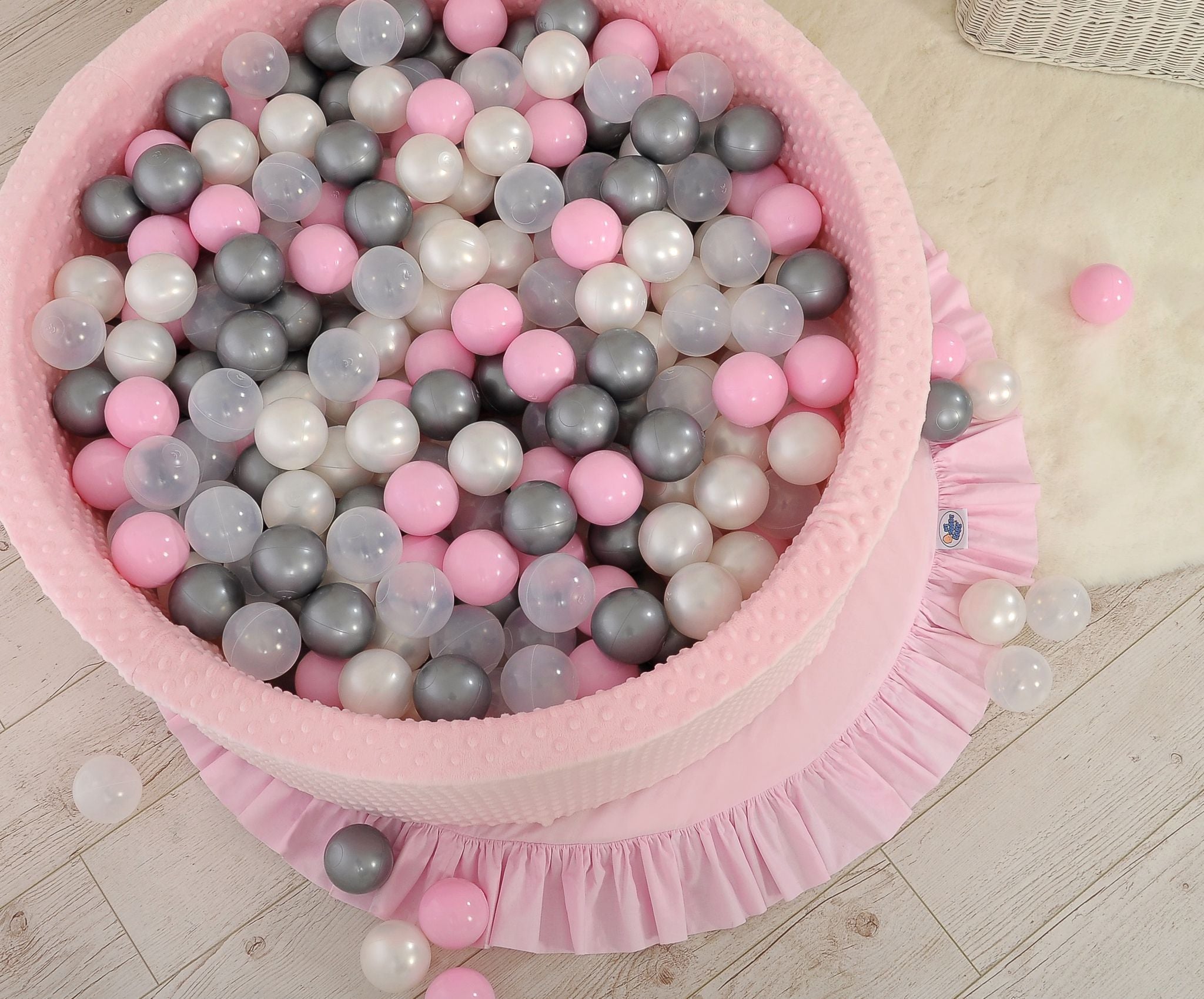 Plastic balls for the dry pool 50pcs - silver
