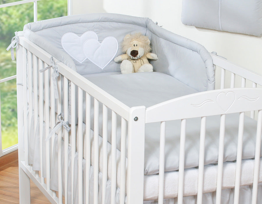 Universal crib rail bumper – Hearts grey
