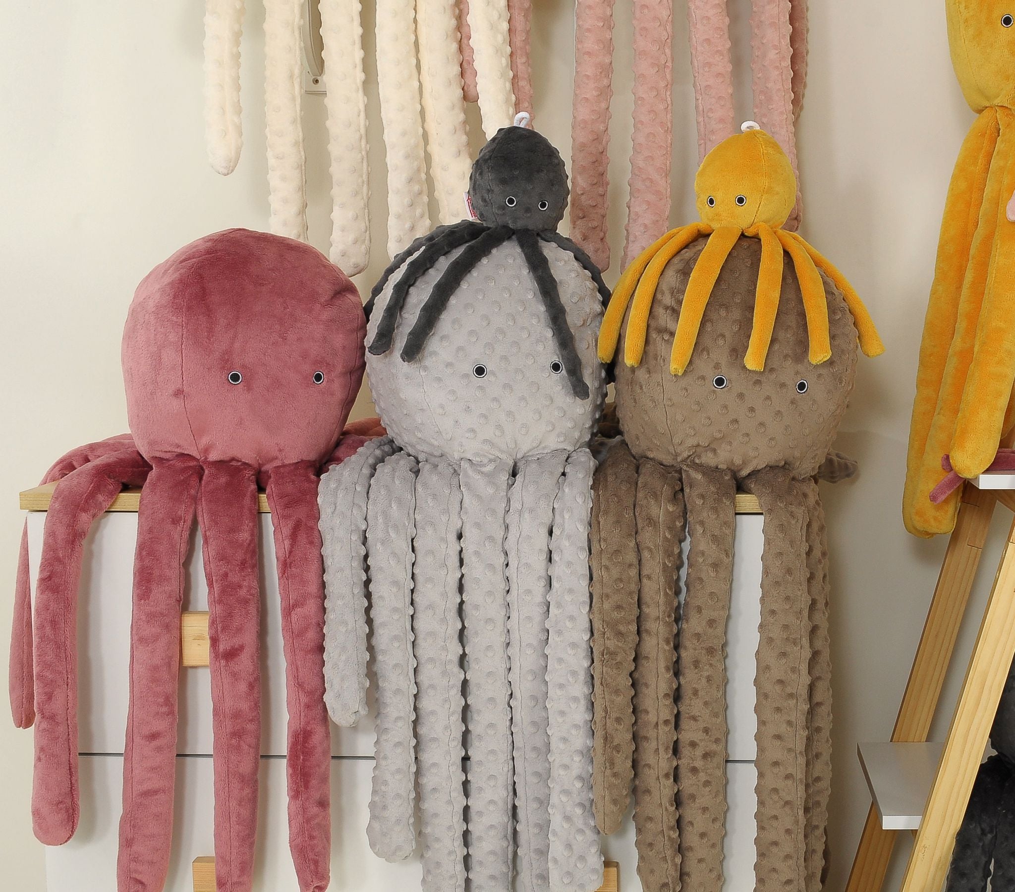 Cuddly octopus big - brown - polka dot minky