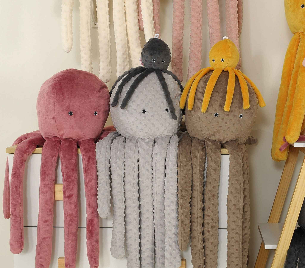 Cuddly octopus big - brown - polka dot minky
