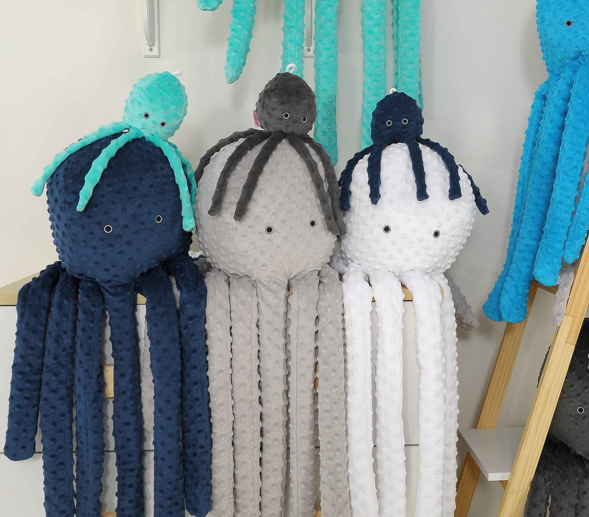 Cuddly octopus big - gray - polka dot minky