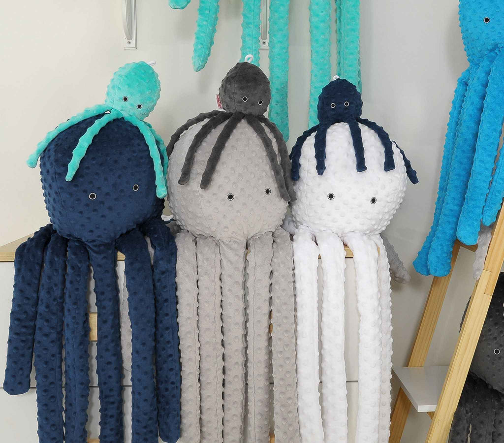 Cuddly octopus big - white - polka dot minky