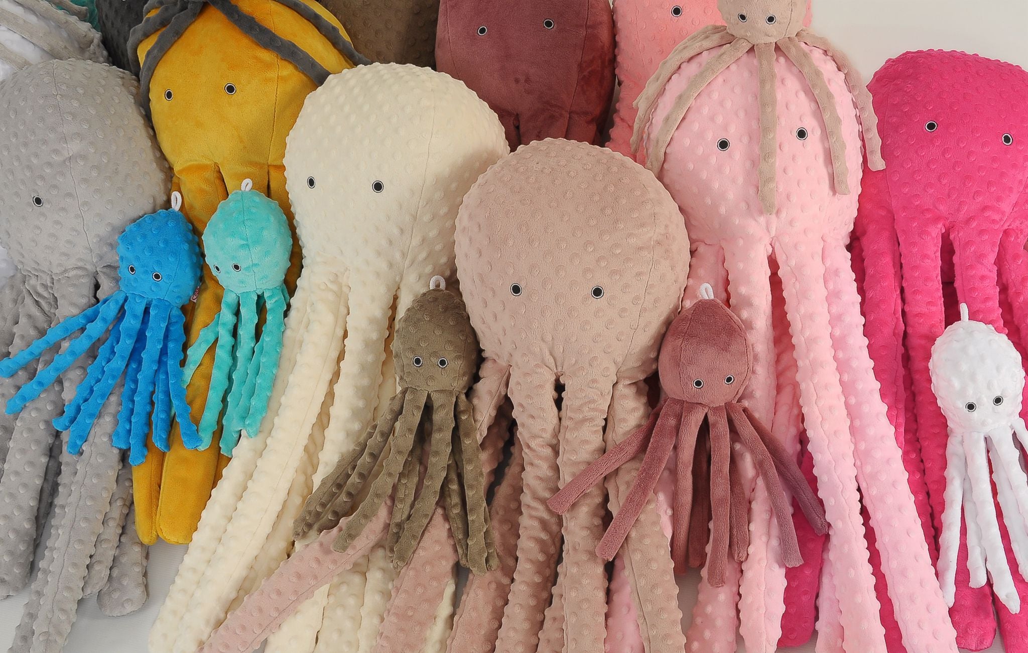 Cuddly octopus big - pastel pink  - polka dot minky