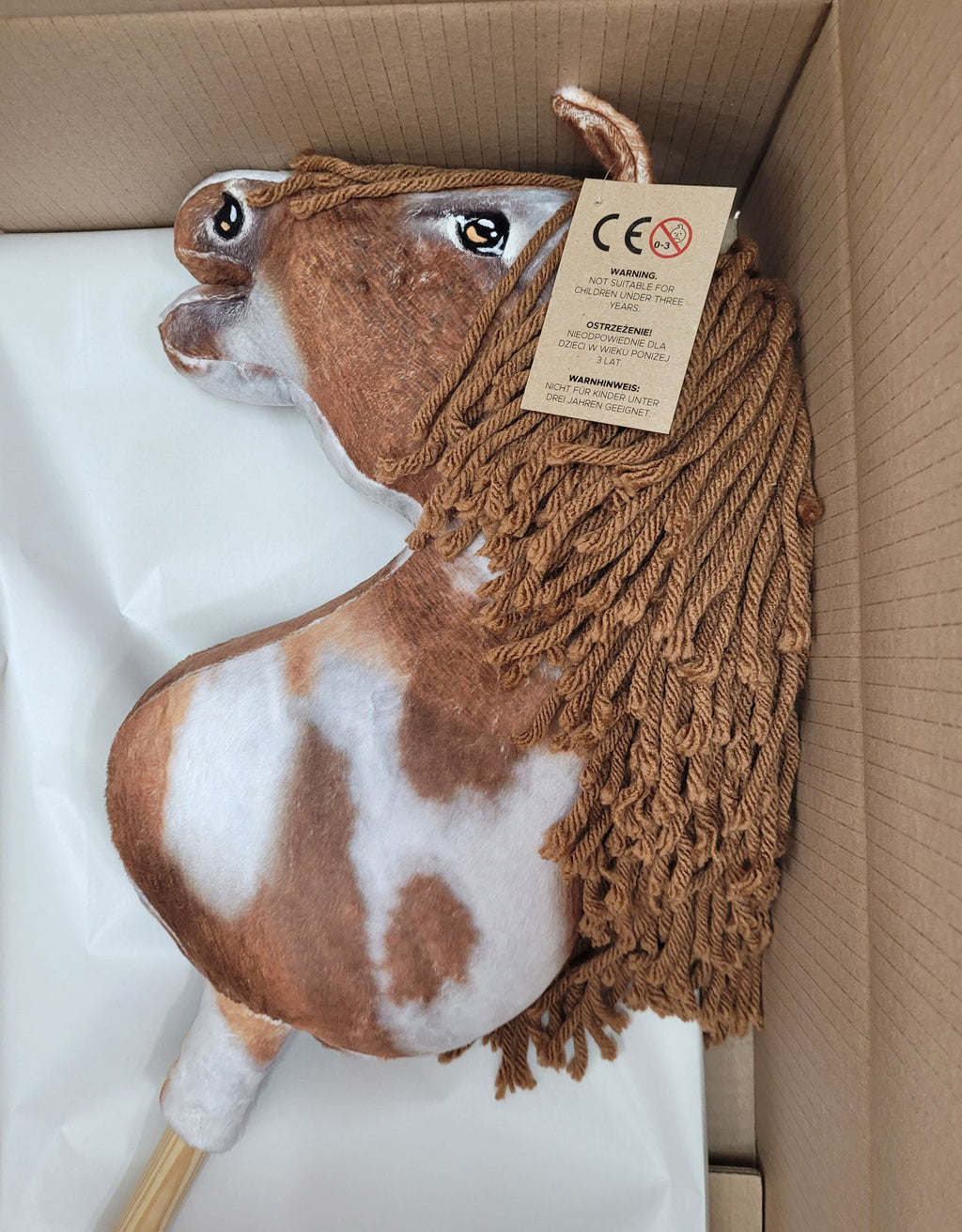 Horse on a stick Super Hobby Horse Premium - tobiano bay horse with a brown mane A3