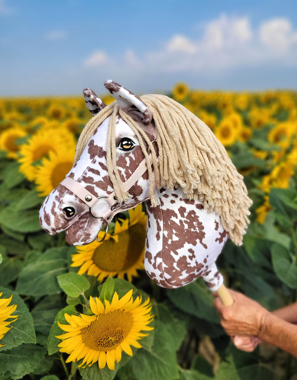 Horse on a stick Super Hobby Horse Premium - brown leopard horse with a beige mane A3