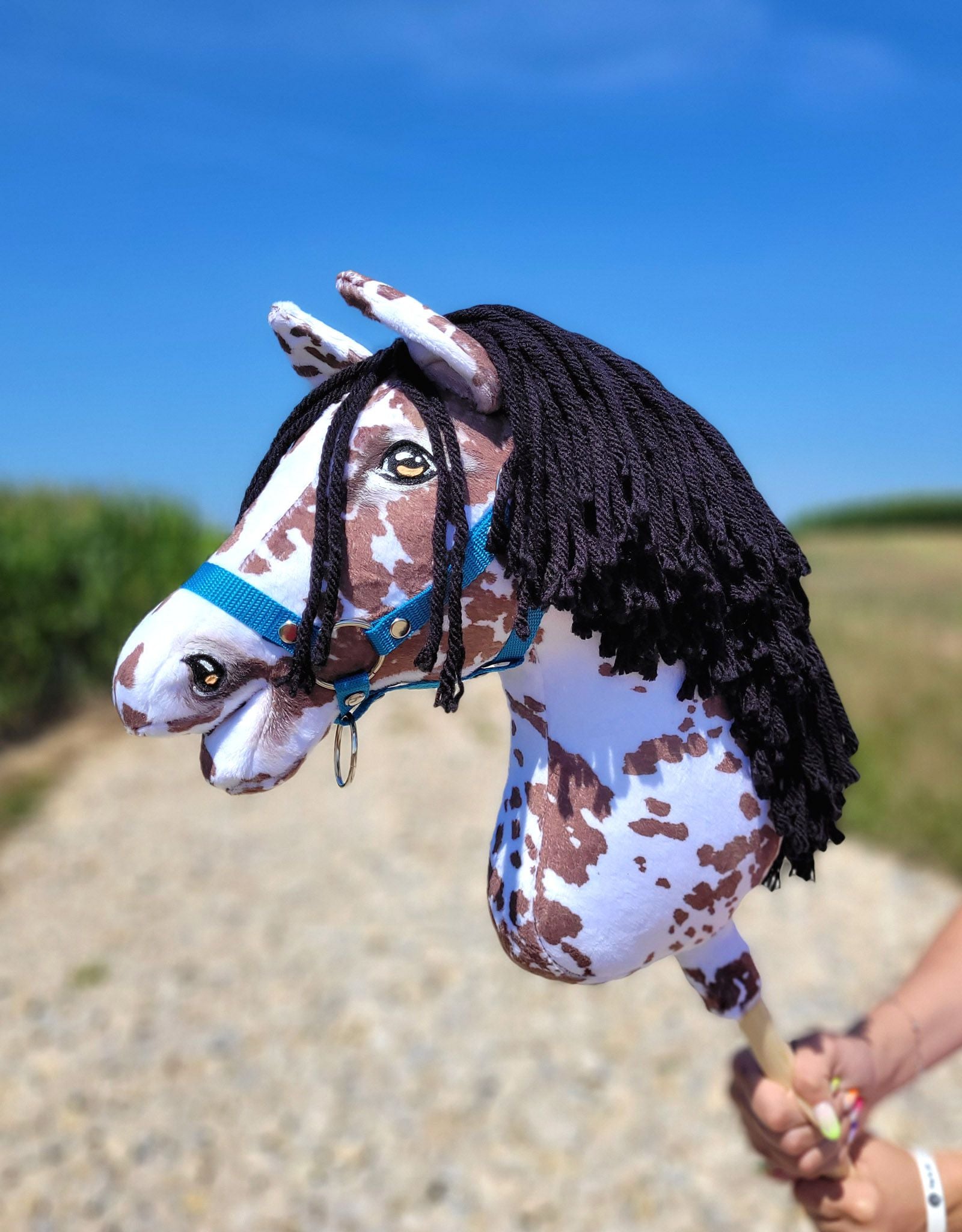 Horse on a stick Super Hobby Horse Premium - brown leopard horse with a black mane A3