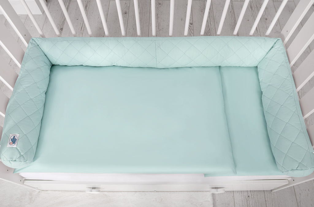 2-in-1 - Baby nest quilted - snake pillow bumper - mint