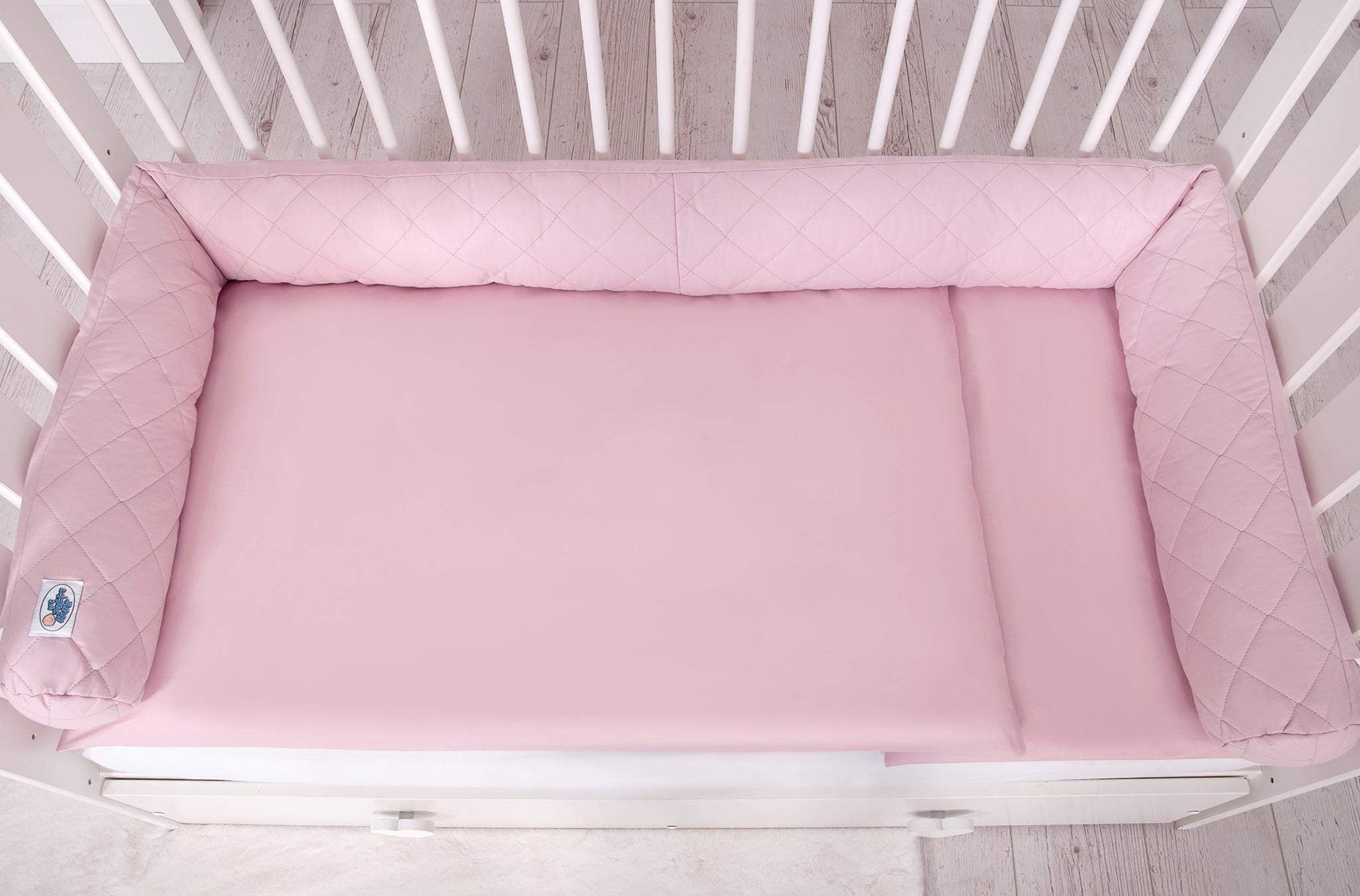 2-in-1- Baby nest quilted - snake pillow bumper - pink