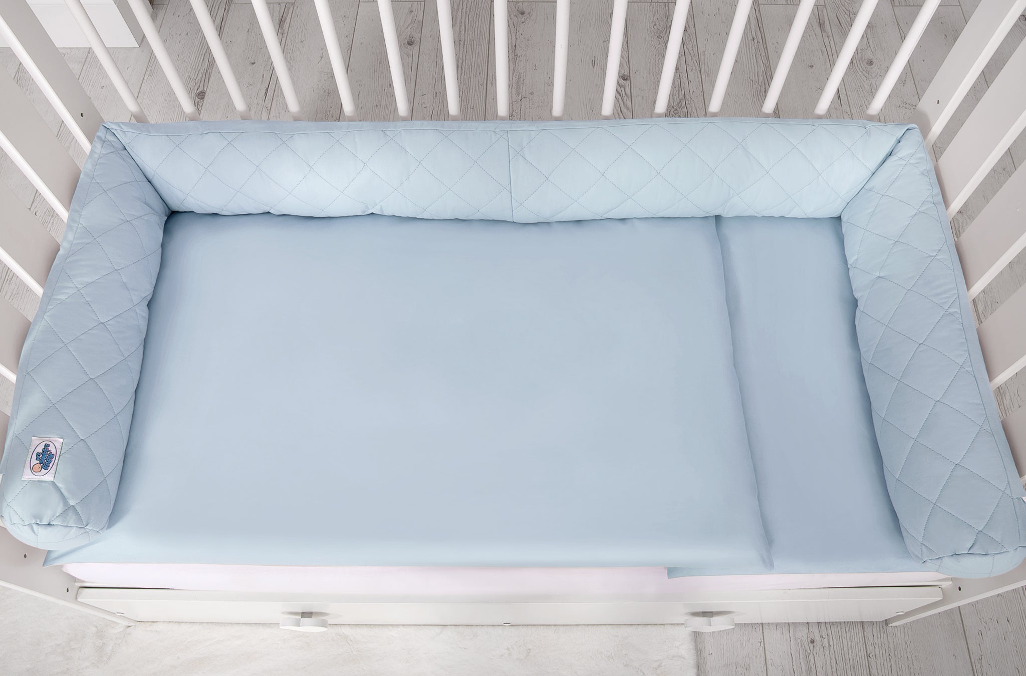2-in-1 - Baby nest quilted - snake pillow bumper - blue