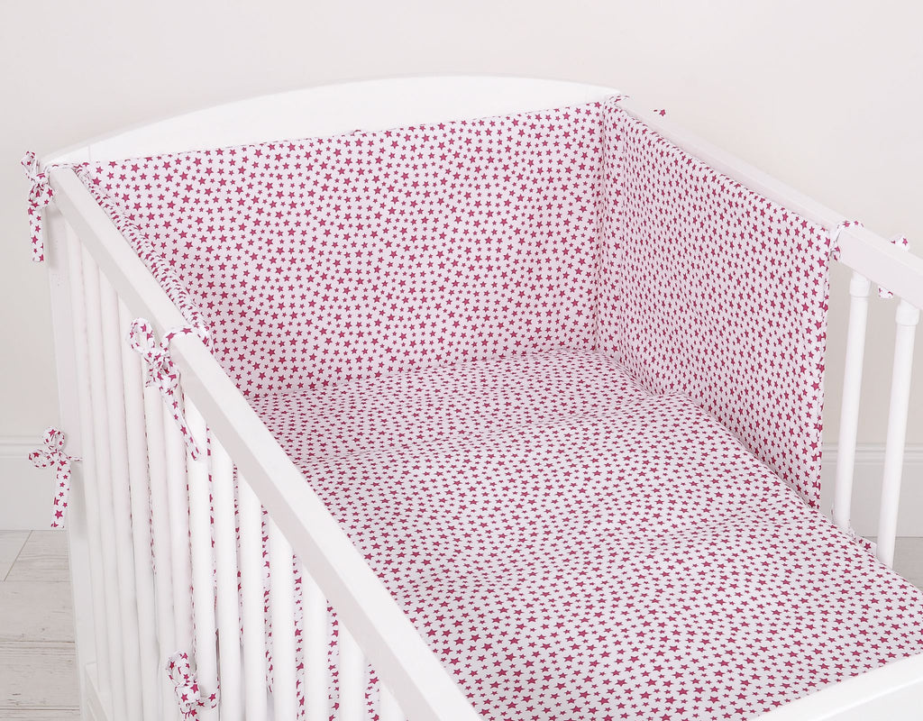 Universal bumper for cot -  white-wine red stars