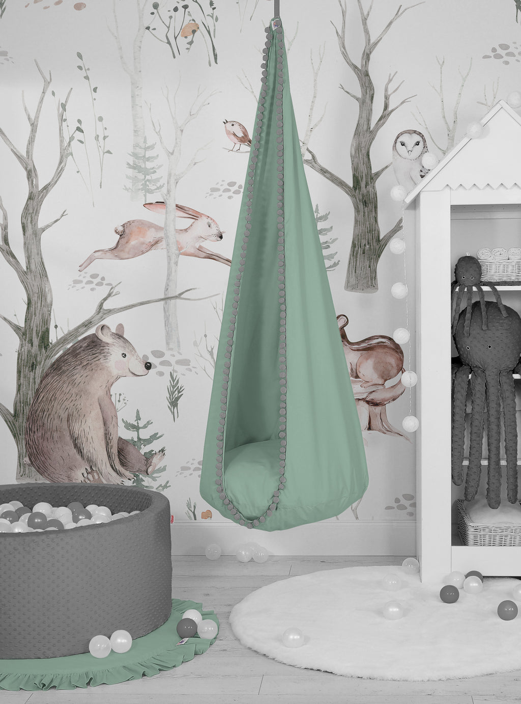 Hanging swing hammock cocoon - pastel green