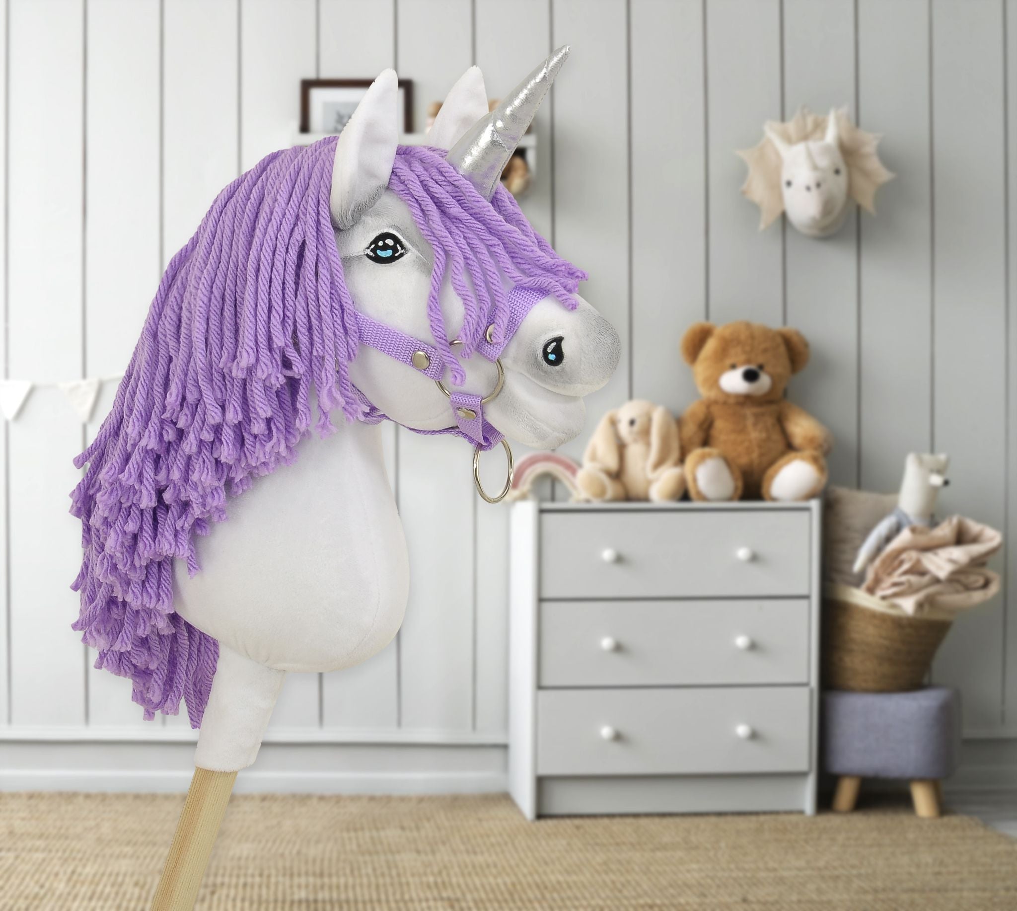 Hobby Horse Unicorn on a stick - white with lila mane and silver horn A4