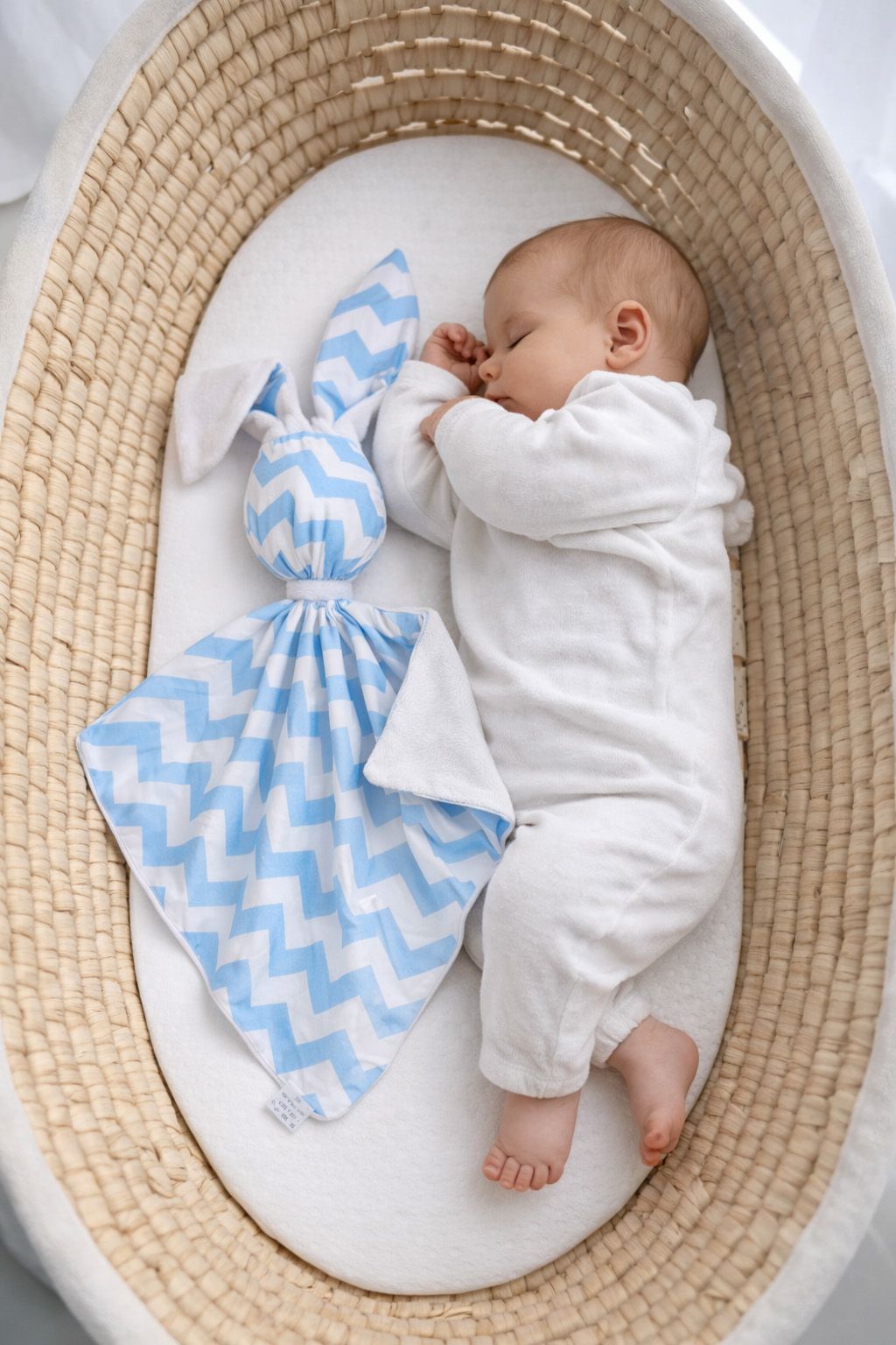 DOUDOU Cuddly bunny double-sided cotton and minky - Blue chevron - white