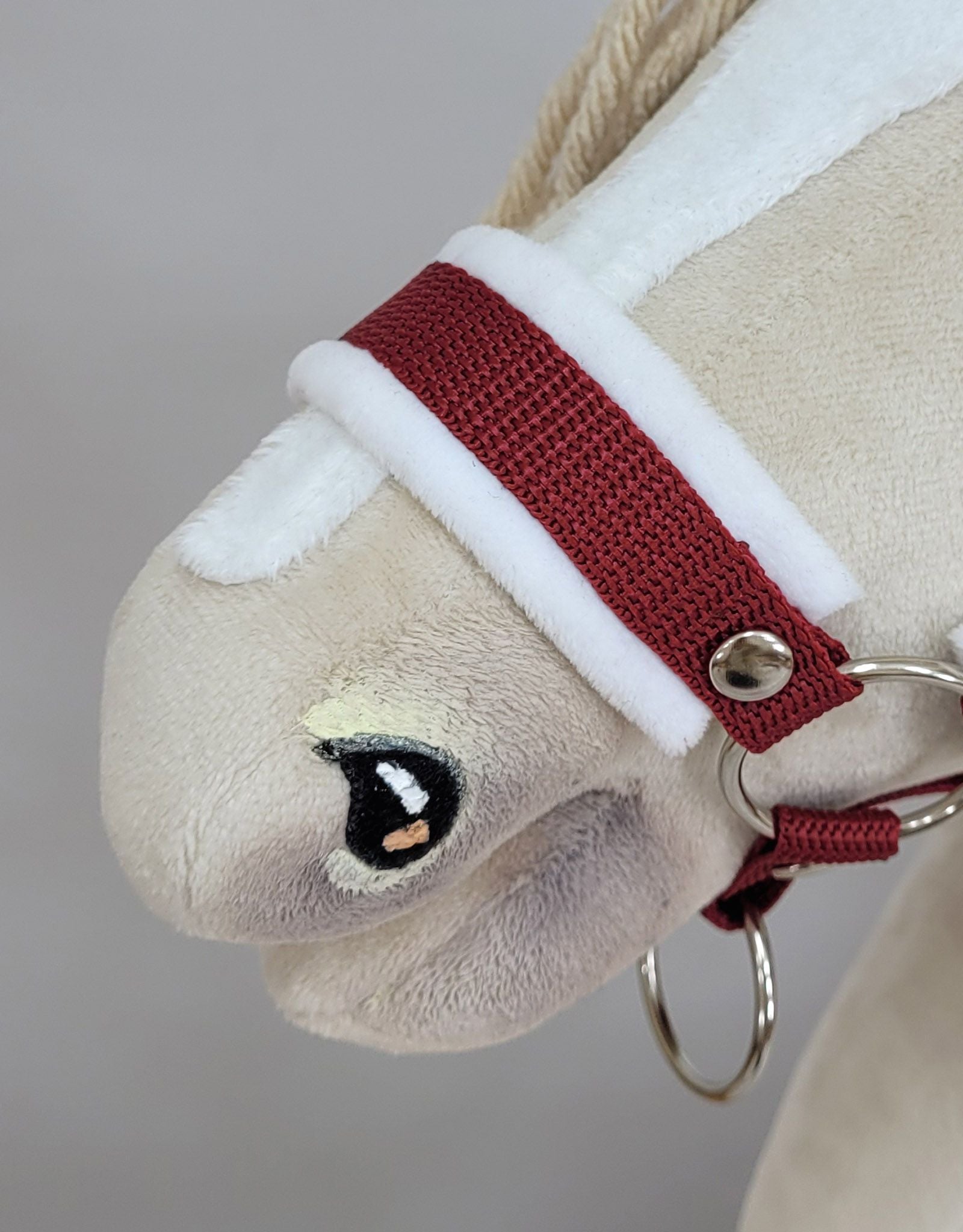 Set for Hobby Horse: the halter A3 with white furry + Tether made of cord - white-burgundy