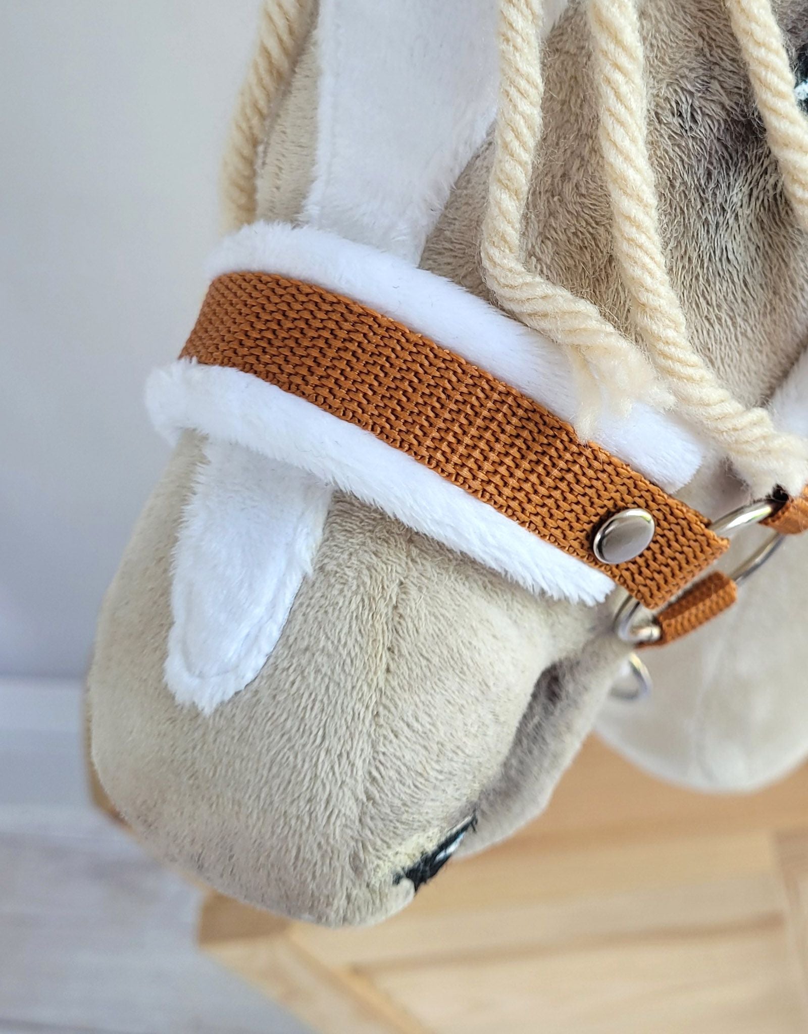 Set for Hobby Horse: the halter A3 with white furry + Tether made of cord - white-ginger