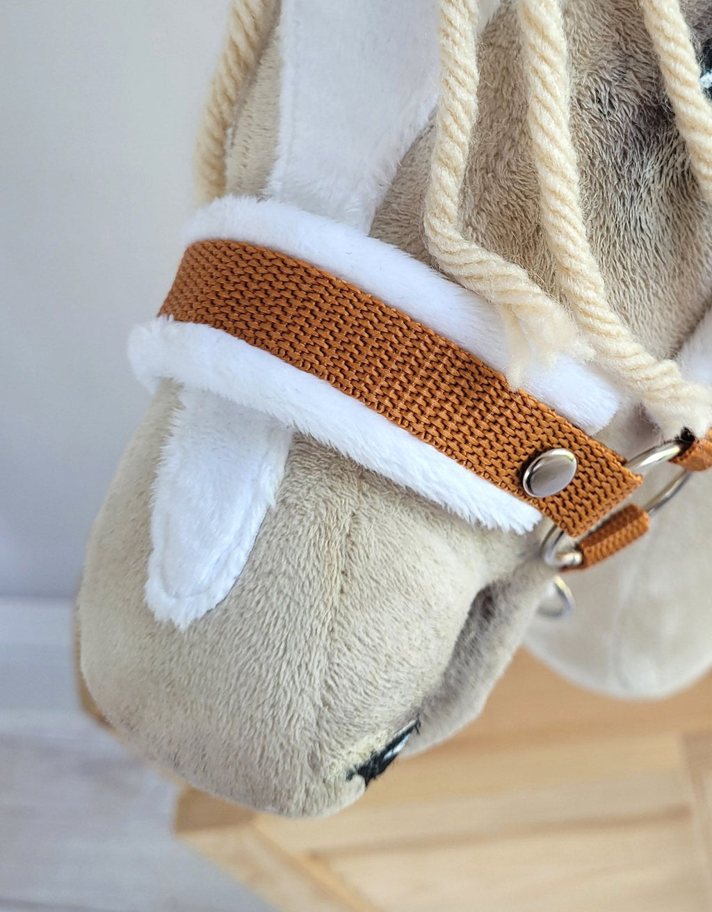The adjustable halter for Hobby Horse A3 - ginger with white furry