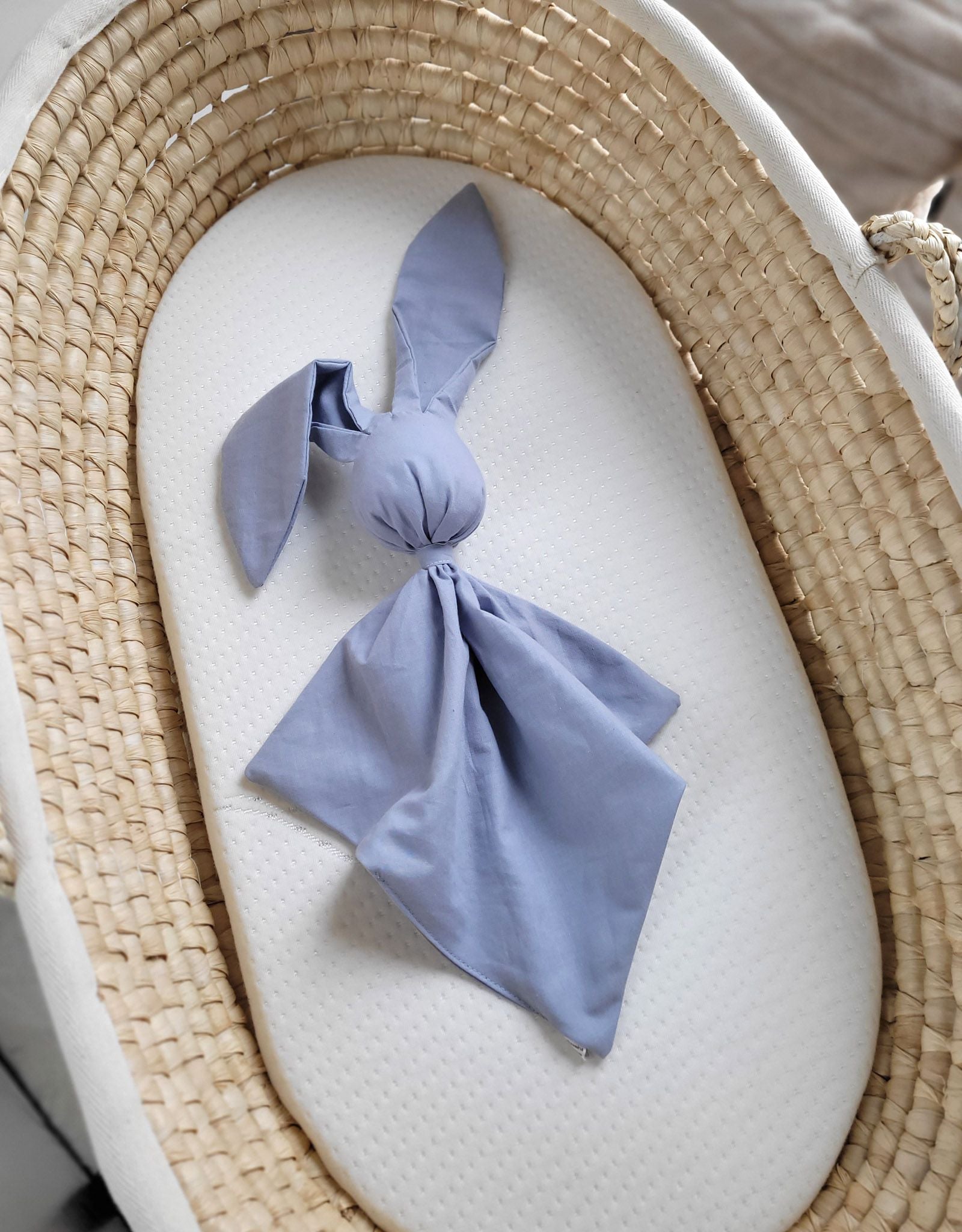 DOUDOU Soft cosy cuddly bunny blanket in cotton - Pastel blue