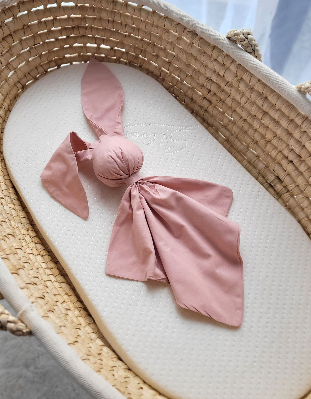 DOUDOU Soft cosy cuddly bunny blanket in cotton - Pastel pink