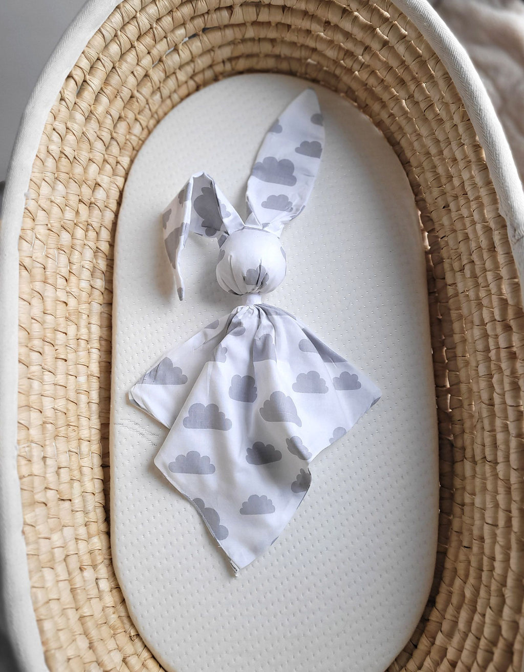 DOUDOU Soft cosy cuddly bunny blanket in cotton - Grey clouds