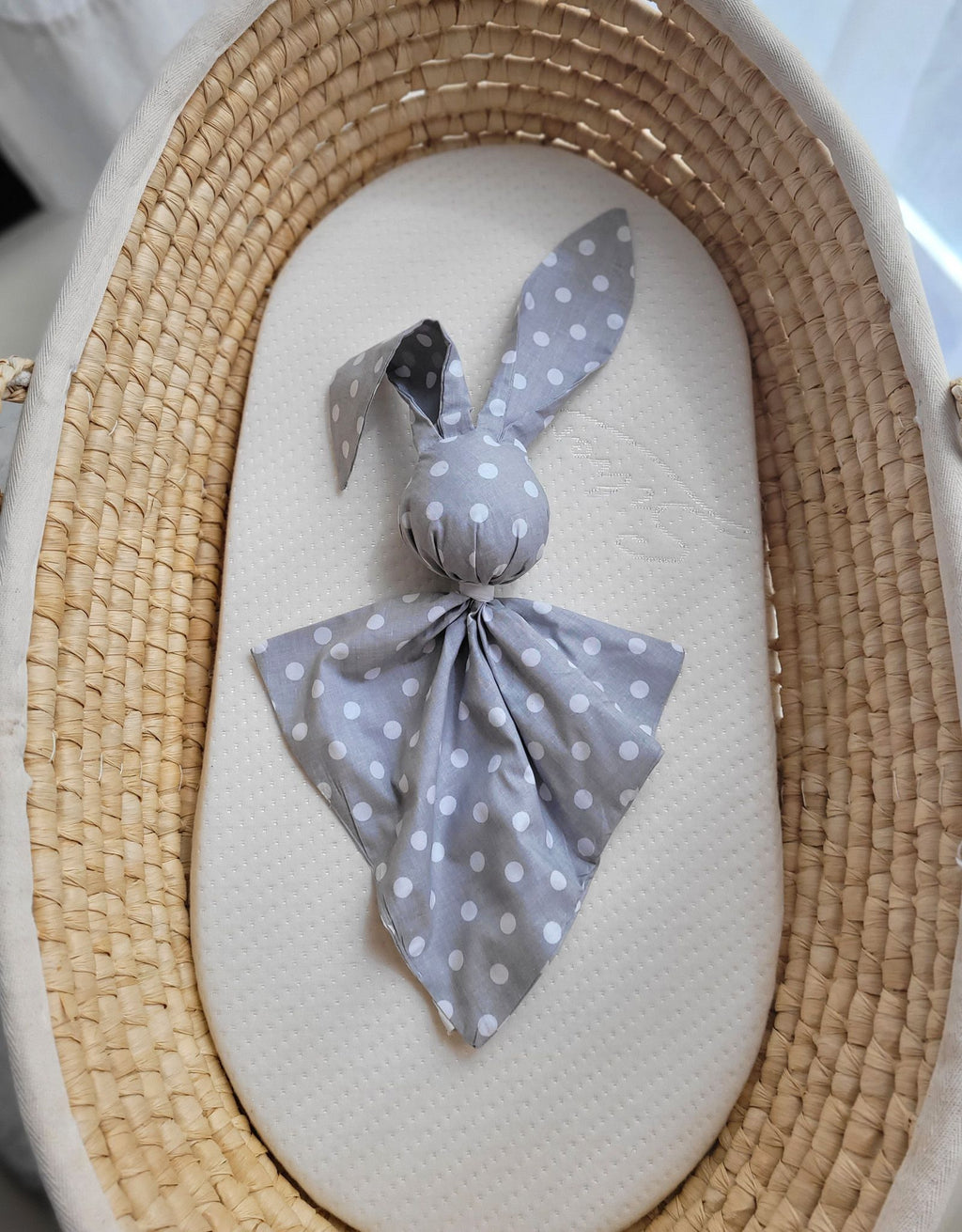 DOUDOU Soft cosy cuddly bunny blanket in cotton - Polka dots on grey
