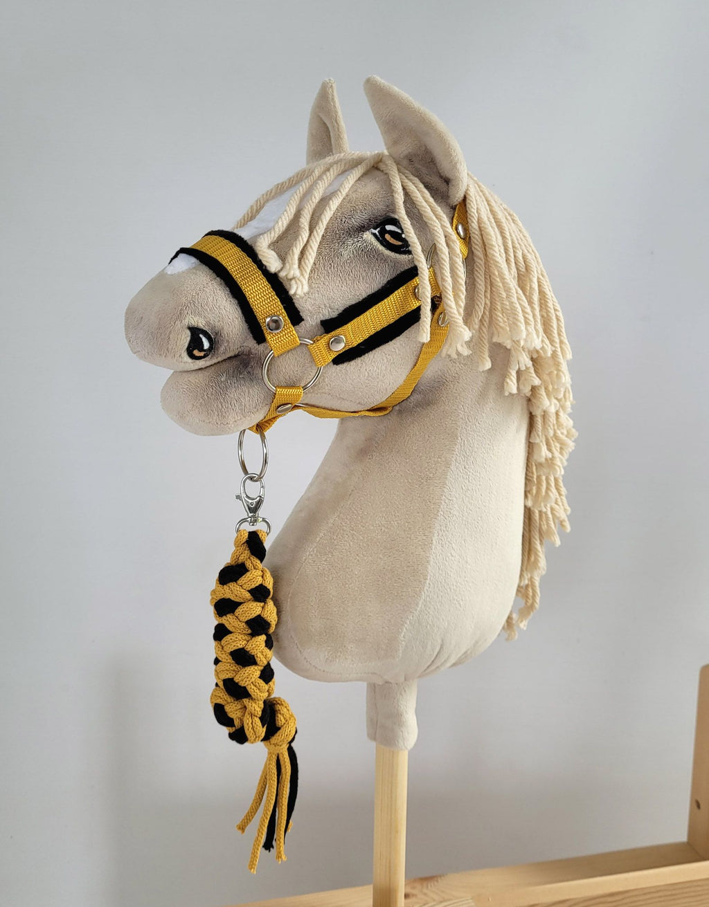 Tether for Hobby Horse made of double-twine cord - black- honey yellow