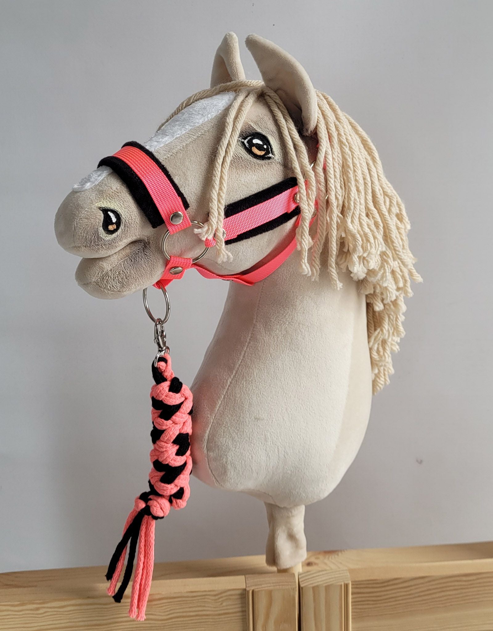 Tether for Hobby Horse made of double-twine cord - neon pink/ black