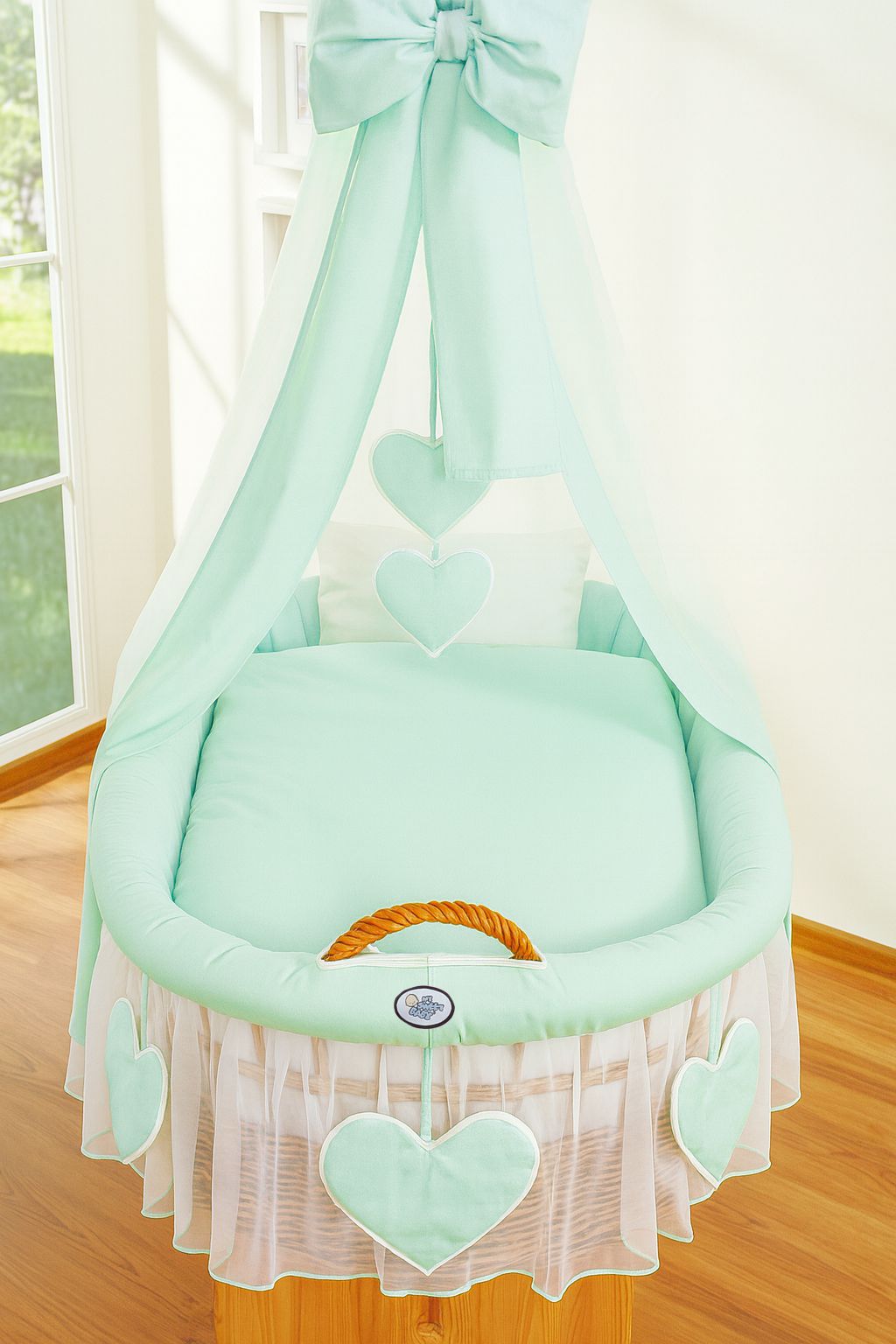 Moses Basket Wicker drape crib Amelie - natural + mint bedding