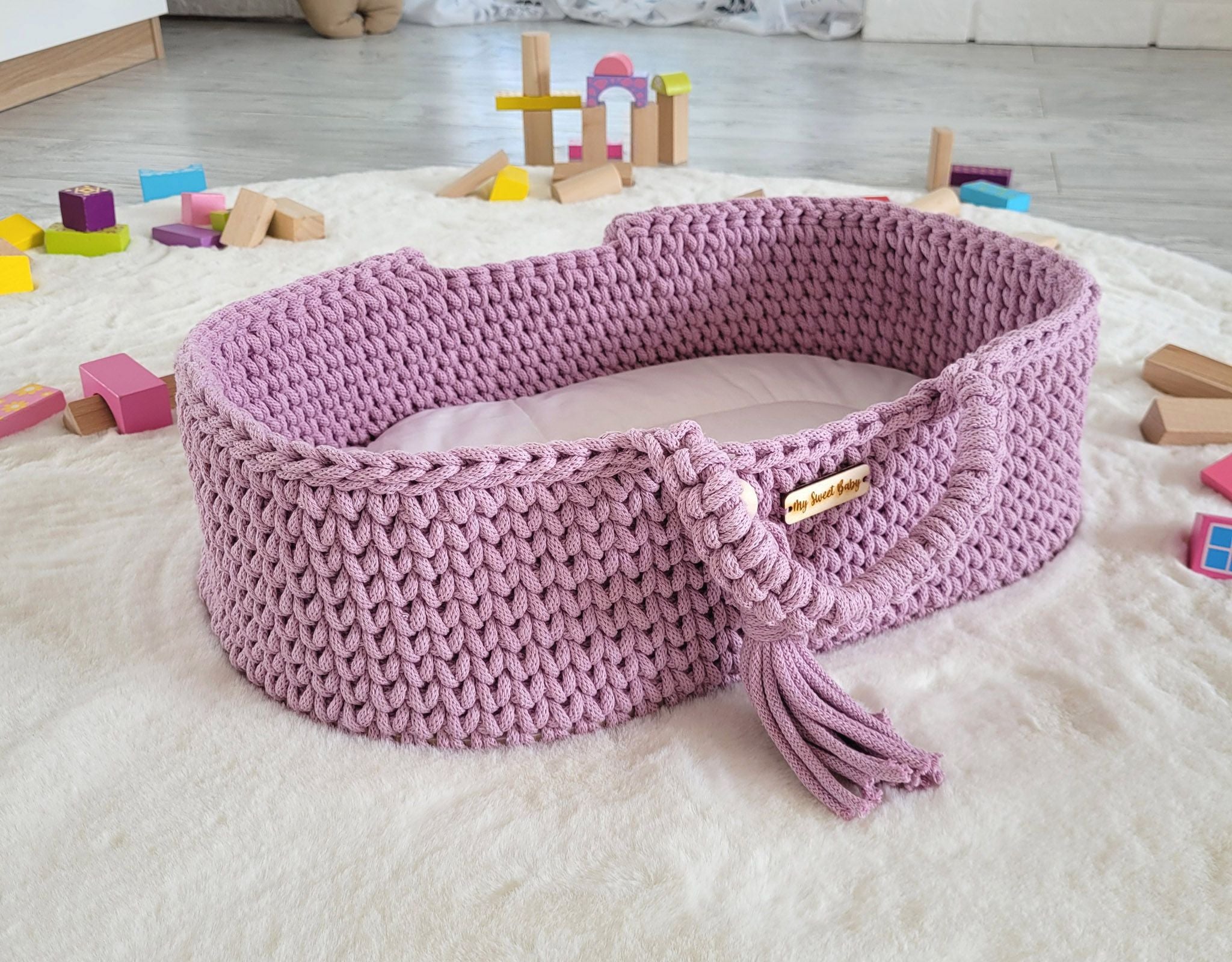 Moses basket BOHO cotton - doll carrier - lavender