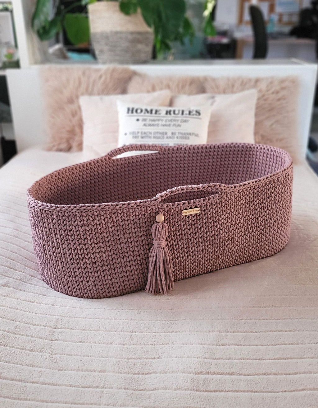 Moses basket BOHO Handmade with stand - mauve