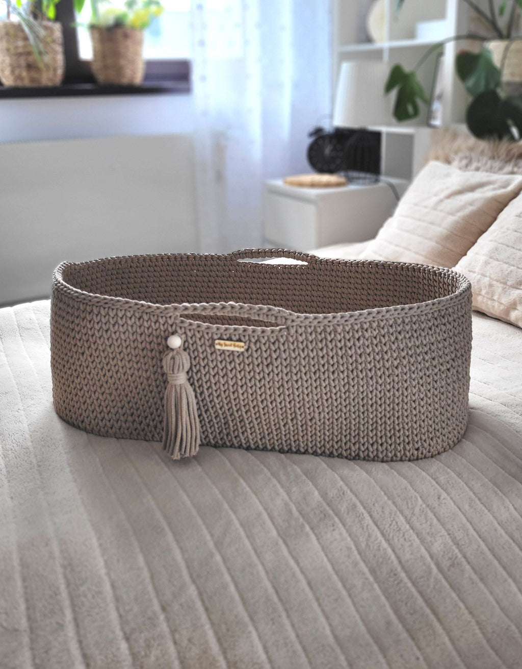 Moses basket BOHO Handmade with stand - sand