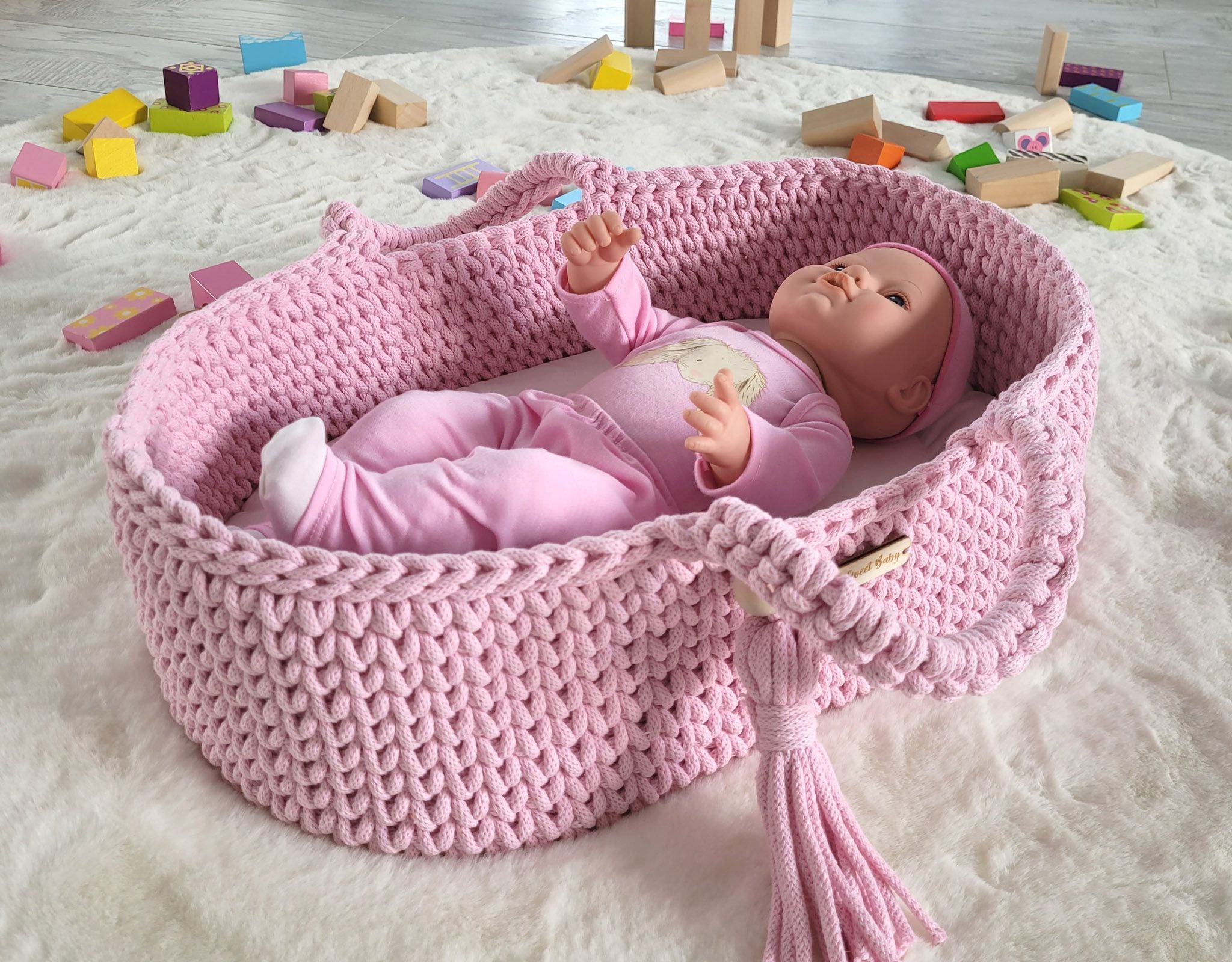 Moses basket BOHO cotton - doll carrier - pink