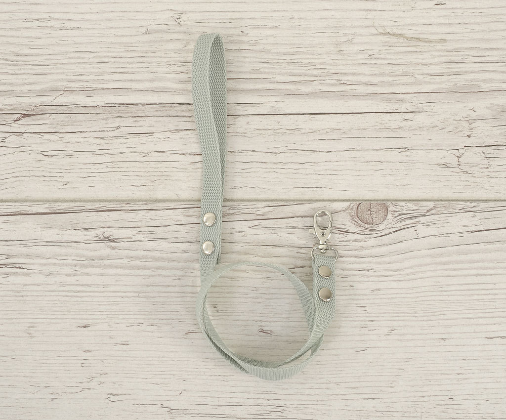 Tether for hobby horse made of webbing tape - sage