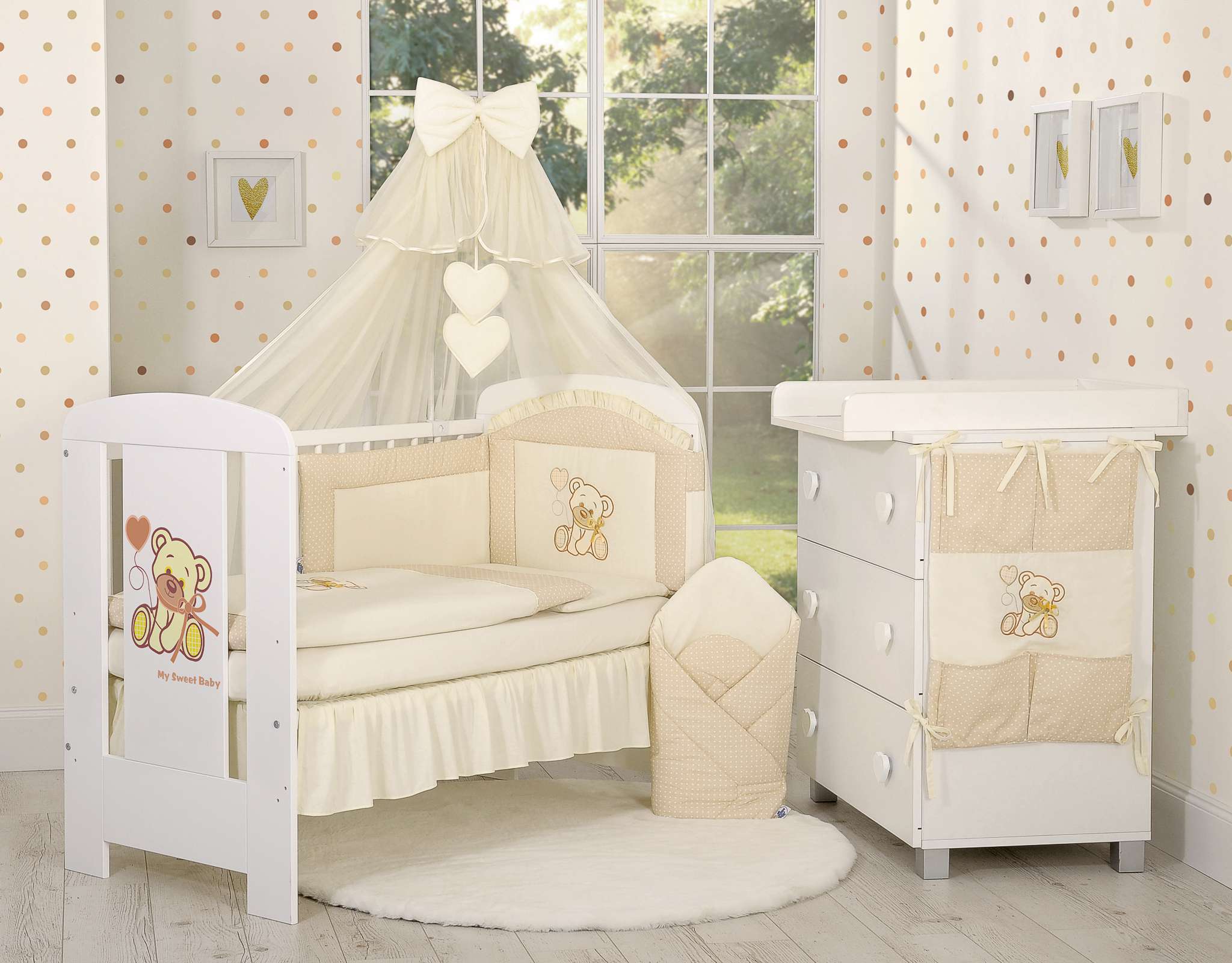 Baby nest with stiffening- Bear with bow cream
