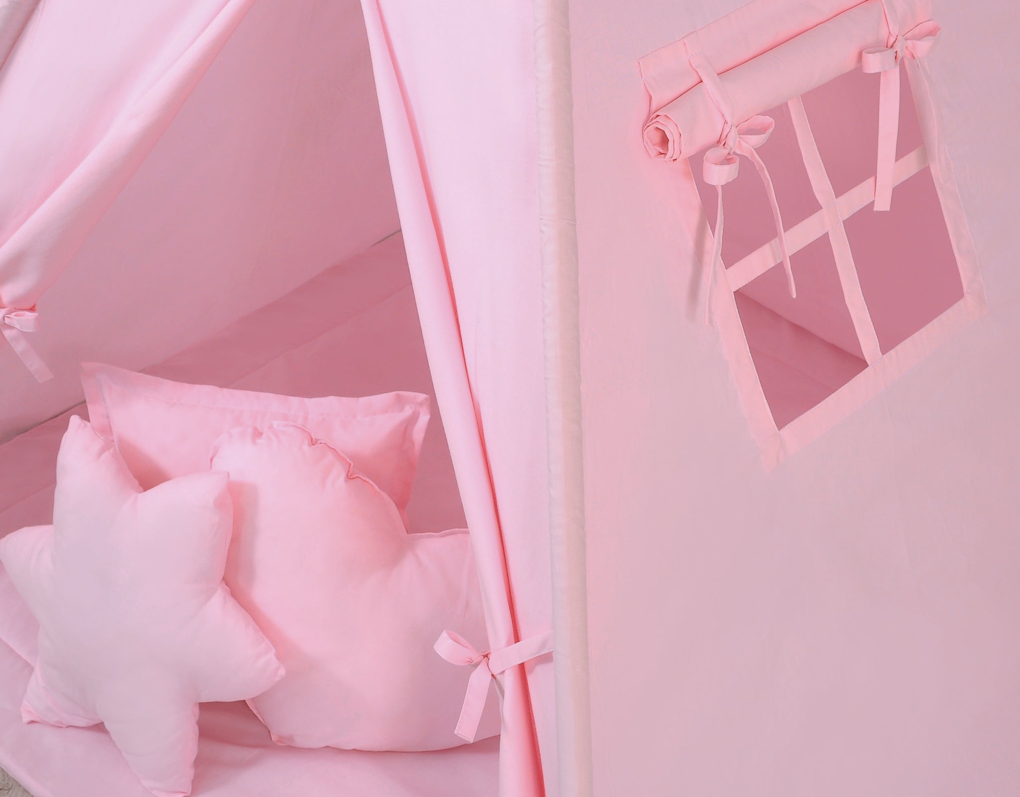 Teepee tent for kids + playmat + pillows + decorative feathers - pink