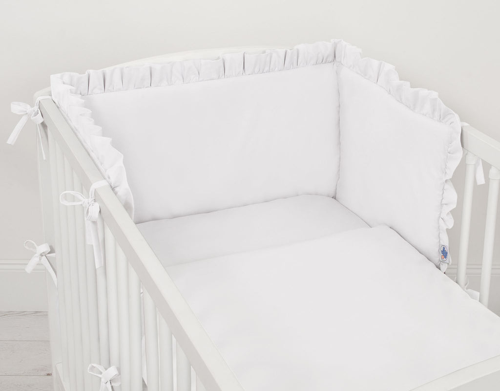 Universal baby bed bumper with frill - white